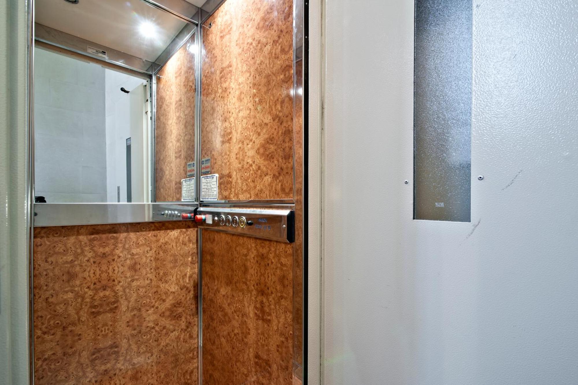 The Golden Hour, Luxury Apartment With A Panoramic View Lecce Exterior foto